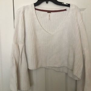Free people white cropped sweater.